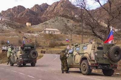 Россия экстренно перебрасывает войска на границу Азербайджана и Армении