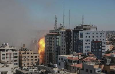 Город Газа после серии взрывов остался без электричества