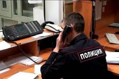 В Омске полиция начала проверку семьи, где девочка высунулась в окно трёхэтажки от голода