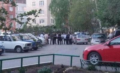 Жильцов тюменской многоэтажки эвакуировали из-за подозрительного предмета