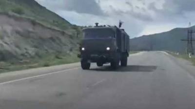 В Армении заметили колонну военной техники России