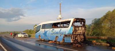 На трассе "Киев-Чоп" загорелся автобус с пассажирами