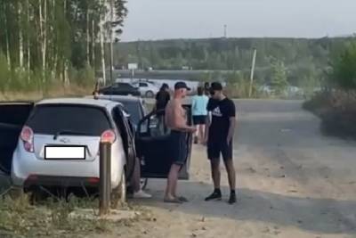 В Екатеринбурге за доступ к водоему неизвестные начали требовать деньги