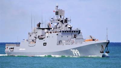 ВМФ РФ следит за вошедшим в Черное море кораблем ВМС Британии