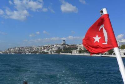 В Турции смягчают ограничения по COVID-19