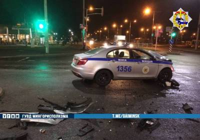 В Минске милицейский автомобиль попал в ДТП