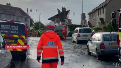 В Великобритании два дома оказались полностью разрушены из-за взрыва газа. Погиб ребёнок