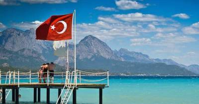 В Турции решили сохранить комендантский час