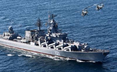 Эффектный маневр российского крейсера «Москва» вынудил корабль ВМС США бежать из Черного моря