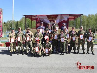 Курганские росгвардейцы взяли бронзу на чемпионате Уральского округа по стрельбе