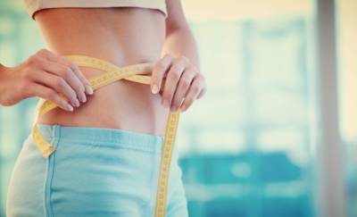Названы пять привычек, которые становятся у всех препятствием для похудения