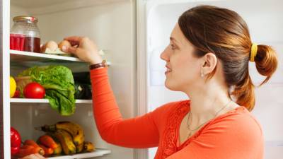 Хранение в холодильнике может навредить некоторым продуктам питания