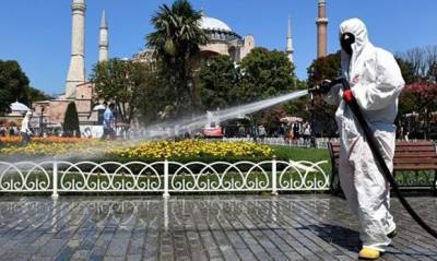 Власти Турции ослабили антикоронавирусные ограничения