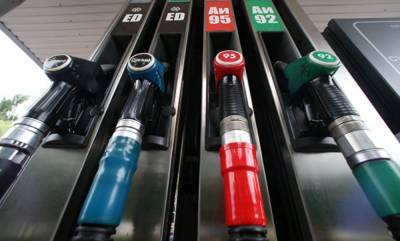 Топливный бунт: Ведущие сети АЗС прекратили продажи некоторых видов бензина и дизеля