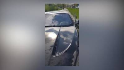 Водитель BMW сбил подростка, помешавшего ему проехать по тротуару