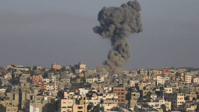 Израильская авиация уничтожила дома лидеров ХАМАС в секторе Газа