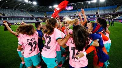 Футболистки "Барселоны" впервые выиграли Лигу чемпионов