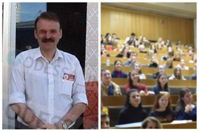 Одесский преподаватель публично оскорбил украинский язык: "Я не разумею вашу псячу мову"