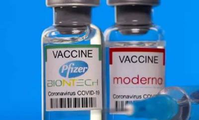 Шмыгаль: педагоги получат почти полмиллиона доз вакцины Pfizer от COVID-19
