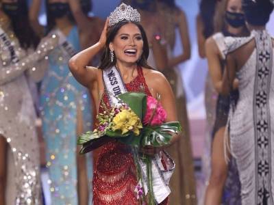 "Мисс Вселенной"-2021 стала мексиканка Андреа Меса