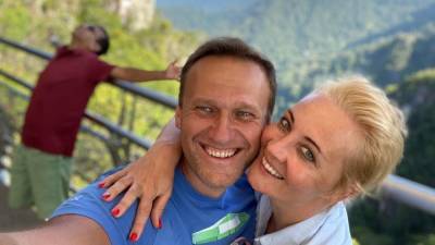 "До фени, как там муж": Рябцева указала на неправдивый образ счастья семьи Навальных