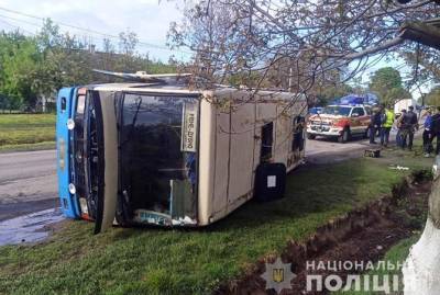 В Ровенской области перевернулся пассажирский автобус, пострадали четыре пассажира