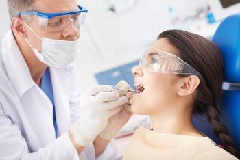 Вологжане ходят к стоматологу только после появления боли