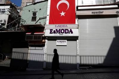 Турция начинает возвращаться к нормальной жизни после жесткого локдауна