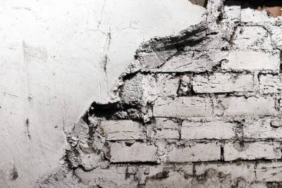 Чудовищное происшествие: в Карелии стена обрушилась на подростка