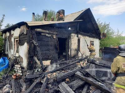 В Коркино два человека погибли во время пожара