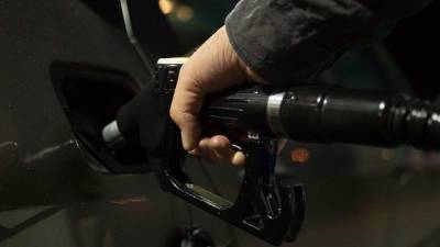 В Госдуму внесен законопроект о корректировке демпфера на бензин
