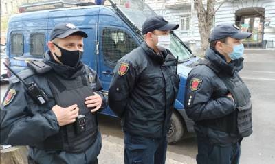 В Харькове пропали две маленькие девочки, детали: "гуляли во дворе дома и исчезли"