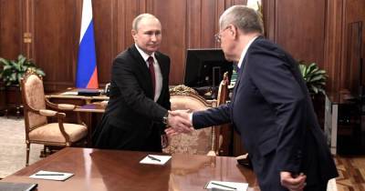 Путин продлил Чайке срок госслужбы
