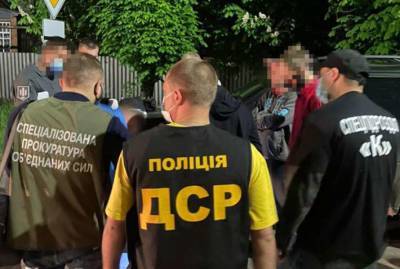На Луганщине на крупной взятке задержали военного комиссара