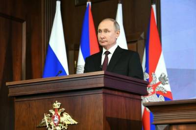 Путин поручил разработать меры по созданию инфраструктуры для турпоходов