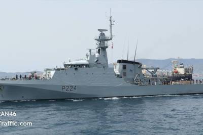 Патрульный корабль королевского флота Великобритании зашел в Черное море