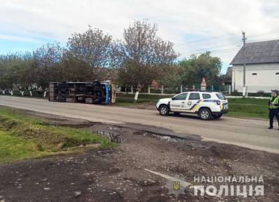 В Ровенской области перевернулся пассажирский автобус: есть пострадавшие