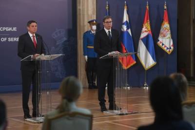 Вучич президенту Словении: «Сербия больше не груша для битья»