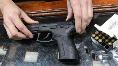 Эксперт оценил предложение о хранении оружия в полиции