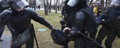 Лукашенко разрешил применять оружие и технику для разгона митингов