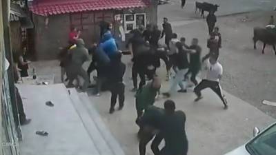Массовая драка в грузинском городе переросла в многочисленные беспорядки