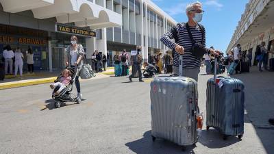 В АТОР рассказали о переплатах россиян за отдых за границей