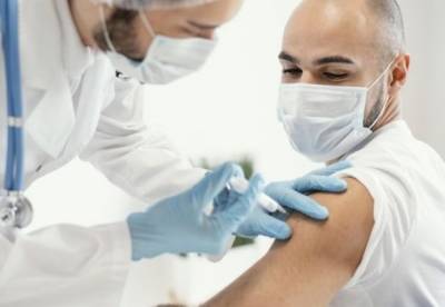 Эстония начинает COVID-вакцинацию всех желающих от 16 лет