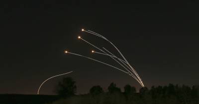 Израиль отреагировал на выпущенные из Ливана ракеты и нанес авиаудары в ответ: что известно