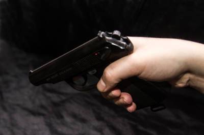 Росгвардеец застрелил мужчину у ночного клуба в Иркутске