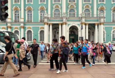 Самые буйные в России туристы приезжают в Петербург