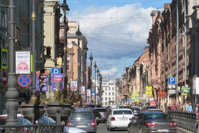 Северная столица оказалась самым «буйным» туристическим городом в России