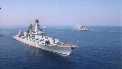 Корабли ЧФ уничтожили подлодку "противника" в Черном море
