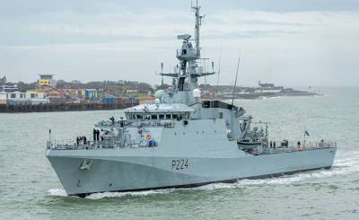 Daily Mail (Великобритания): Россия «берет под наблюдение» британский корабль в Черном море