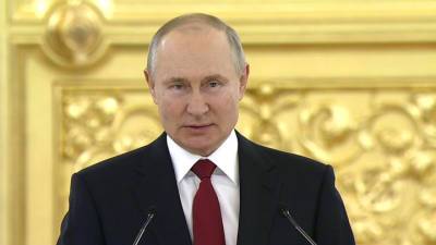 Путин: в обороте скоро появится четвертая вакцина от COVID-19